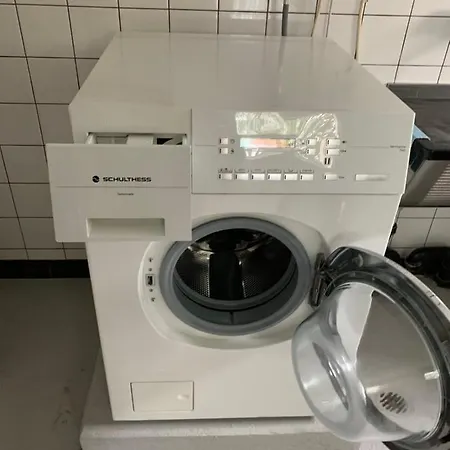 Bolgen - Close To Everything! Bolgen, Jakobshorn, Bus Stop, Train Station, Supermarket, School, Rentals, Restaurants And More! Lägenhet Davos