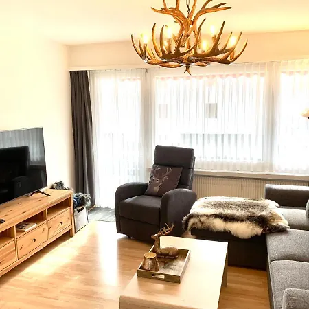 Bolgen - Close To Everything! Bolgen, Jakobshorn, Bus Stop, Train Station, Supermarket, School, Rentals, Restaurants And More! Apartamento *