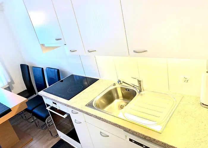 Appartement Bolgen - Close To Everything! Bolgen, Jakobshorn, Bus Stop, Train Station, Supermarket, School, Rentals, Restaurants And More! Davos