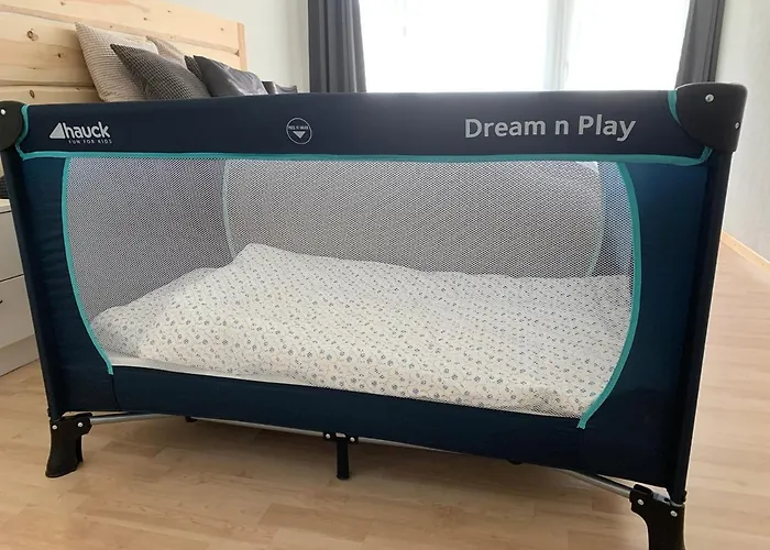 Apartamento Bolgen - Close To Everything! Bolgen, Jakobshorn, Bus Stop, Train Station, Supermarket, School, Rentals, Restaurants And More! *