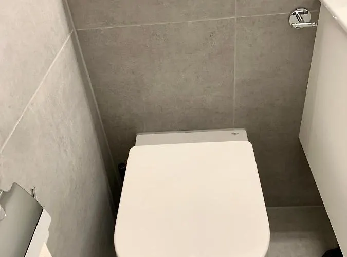 Apartamento Bolgen - Close To Everything! Bolgen, Jakobshorn, Bus Stop, Train Station, Supermarket, School, Rentals, Restaurants And More!