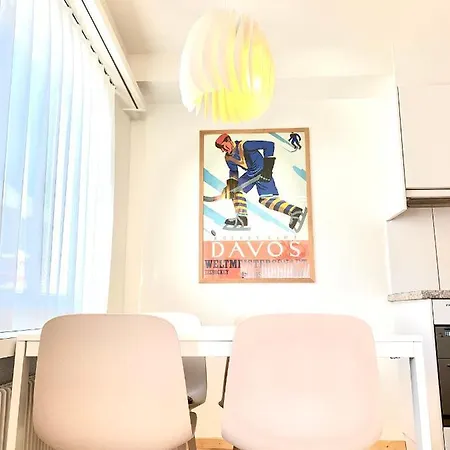 Bolgen - Close To Everything! Bolgen, Jakobshorn, Bus Stop, Train Station, Supermarket, School, Rentals, Restaurants And More! Appartement